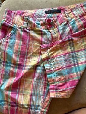 2000’s Plaid Bermuda Shorts Size 9 - Multicolor Pink/Blue/Yellow
